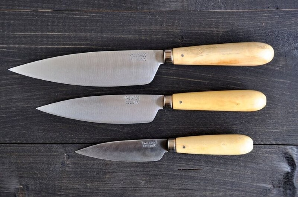 Zestaw noży 3 noże ze stali węglowej i pokrowiec - Pallarès