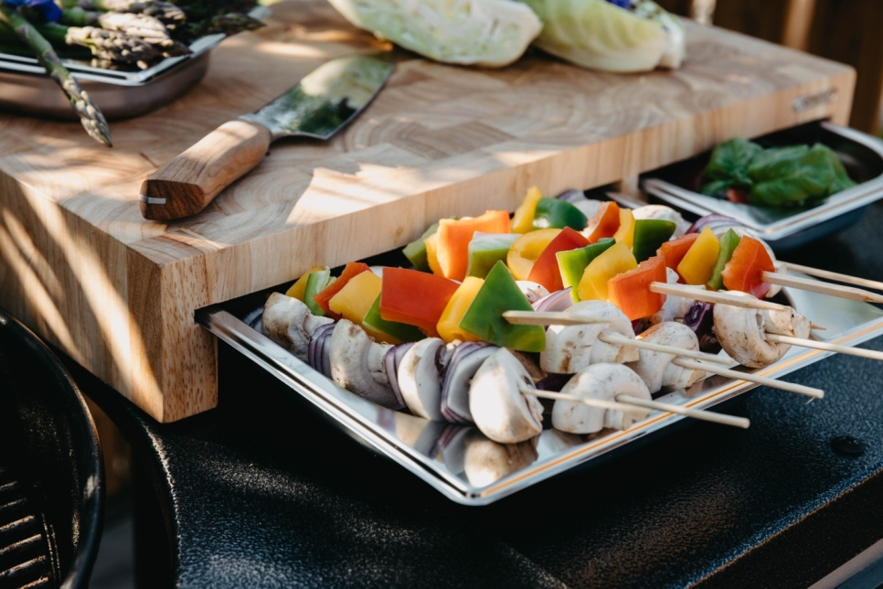 Deska do krojenia z 3 szufladami, 48 x 32 cm - Continenta