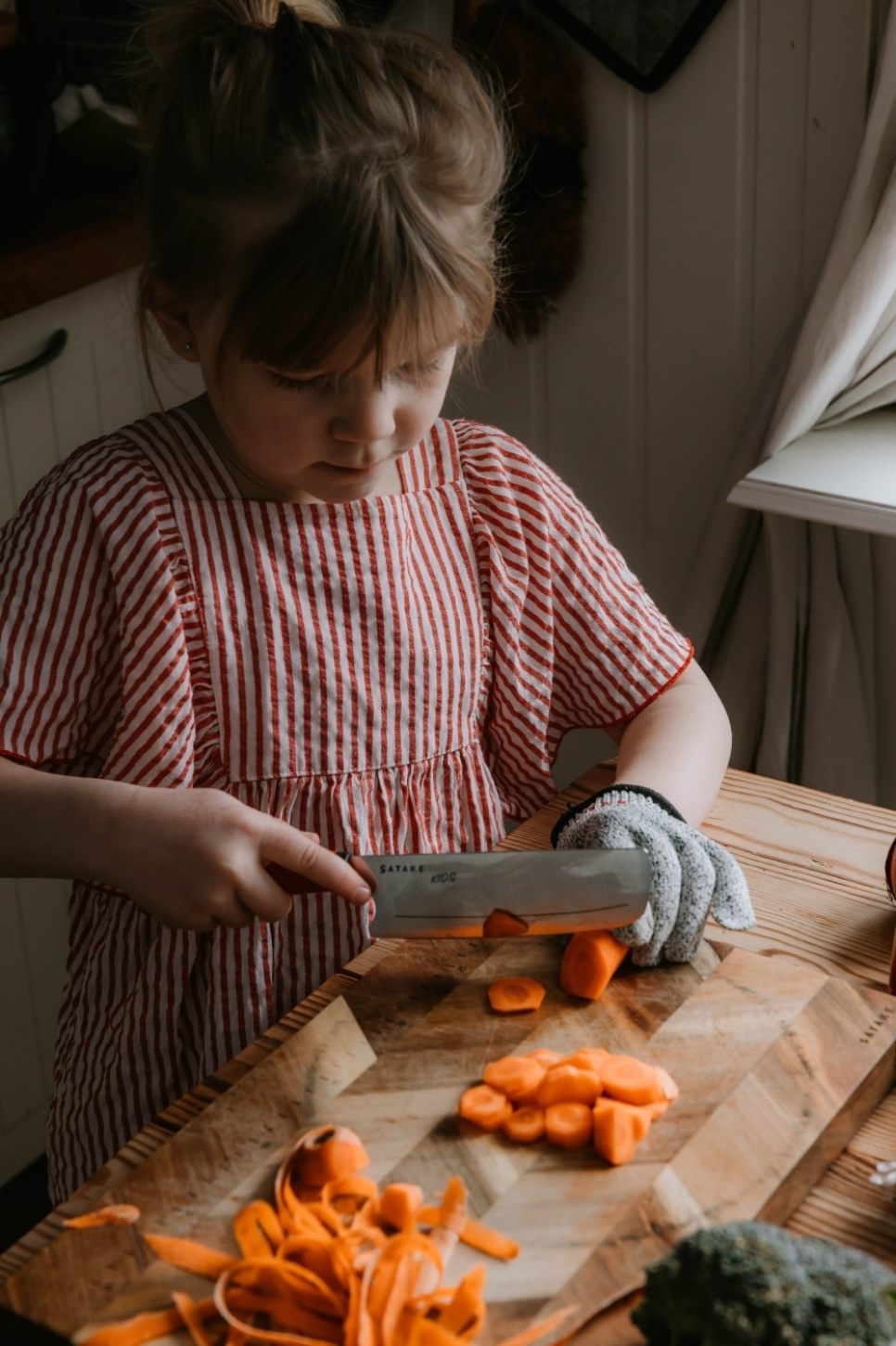 Nóż dla dzieci i odporna na przecięcia rękawica - Satake