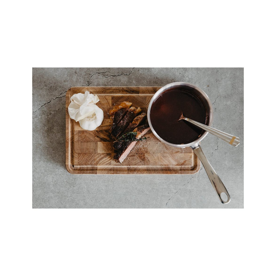 Deska do krojenia z drewna dębowego ze zsypem, 30x20x3 cm - Culimat