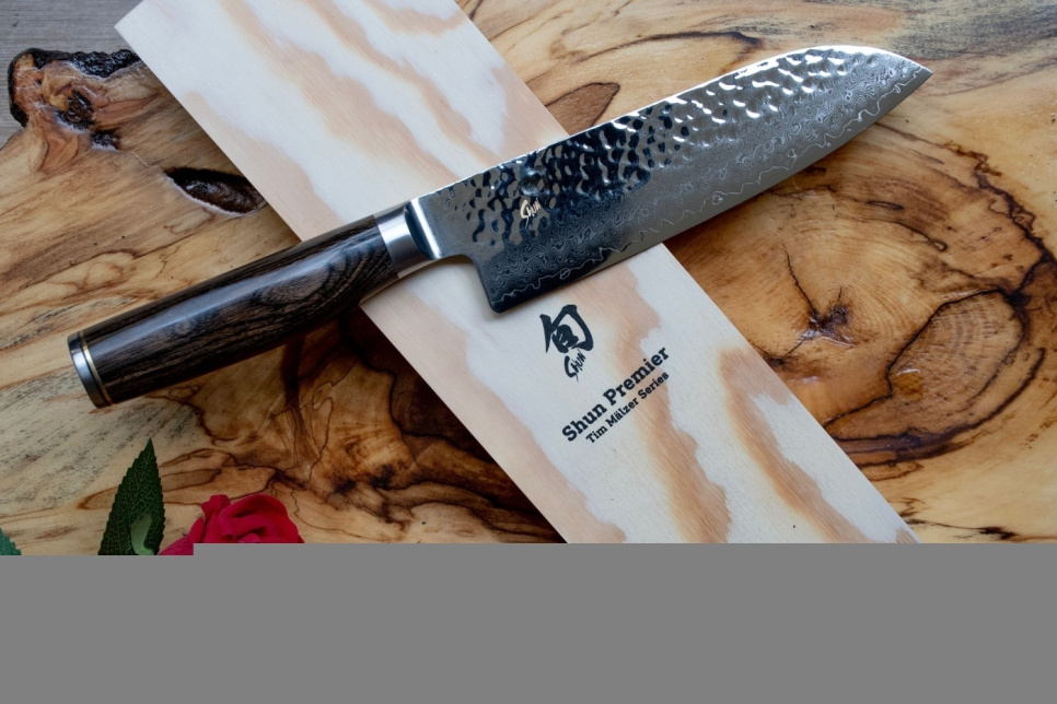 Nóż Santoku 14 cm Shun Premier