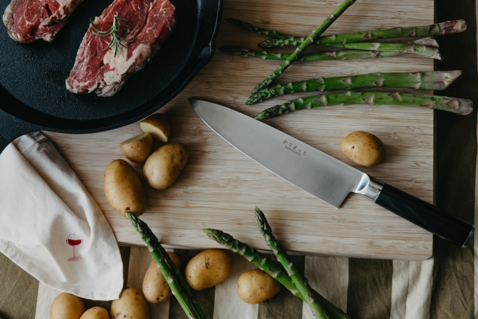 Nóż Gyuto 20 cm - Karimatto Nóż Gyuto 20 cm - Karimatto