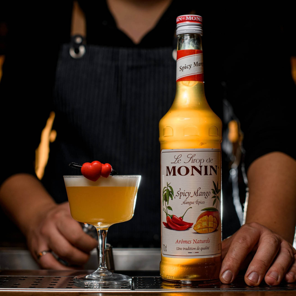 Monin Spicy Mango Syrup 70 cl Monin Spicy Mango Syrup 70 cl