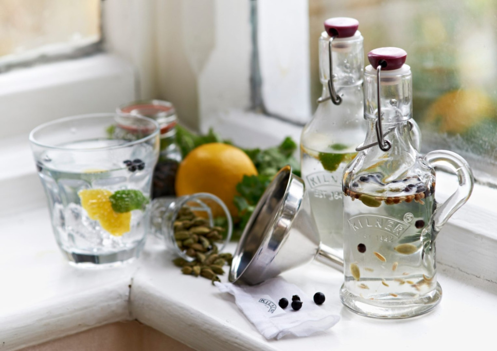 Lejek do napełniania z sitkiem ze stali nierdzewnej, 12,8x11,5cm - Kilner