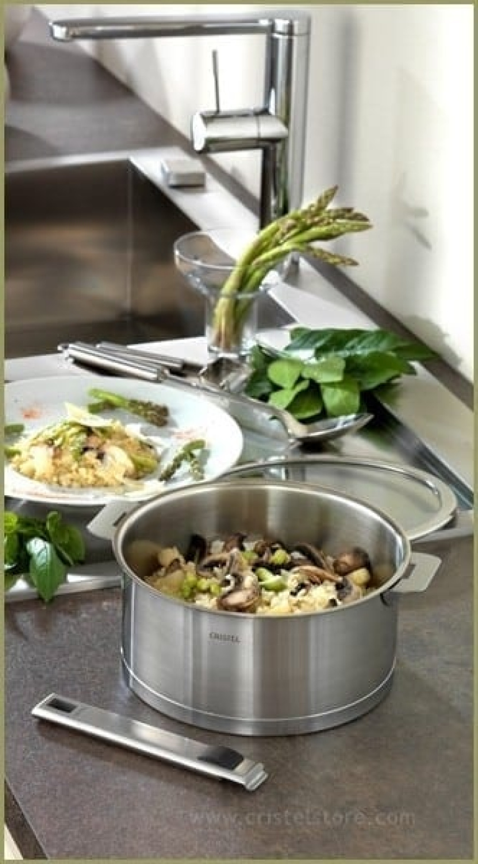 Rondel ze stali nierdzewnej ze szklaną pokrywką i odczepianym uchwytem, Strate - Cristel