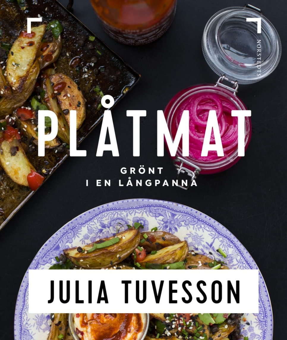 Plåtmat - Julia Tuvesson w grupie Gotowanie / Książki kucharskie / Codzienna żywność w The Kitchen Lab (1355-23653)