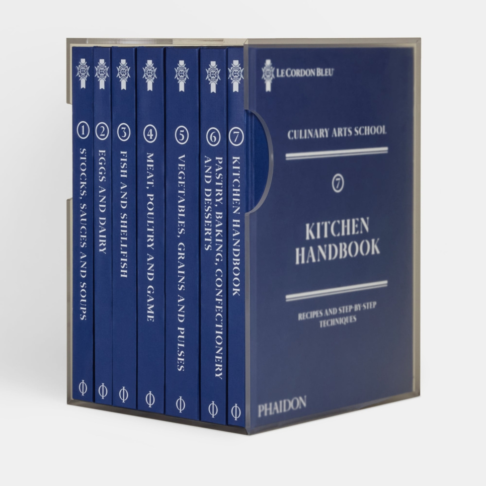 Le Cordon Bleu Culinary Arts School: Volumes 1-7 w grupie Gotowanie / Książki kucharskie / Kuchnie & Kultury / Francja w The Kitchen Lab (1399-36355)