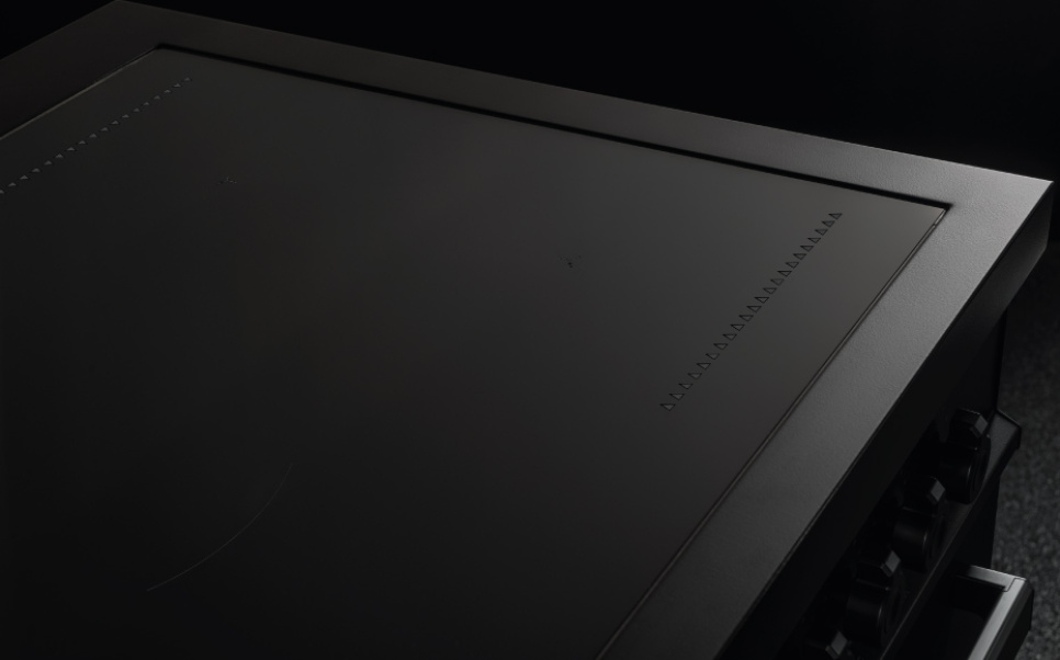 Płyta indukcyjna Professional, 90 cm, 5 stref, pojedynczy piekarnik, Carbonio - Bertazzoni Płyta indukcyjna Professional, 90 cm, 5 stref, pojedynczy piekarnik, Carbonio - Bertazzoni