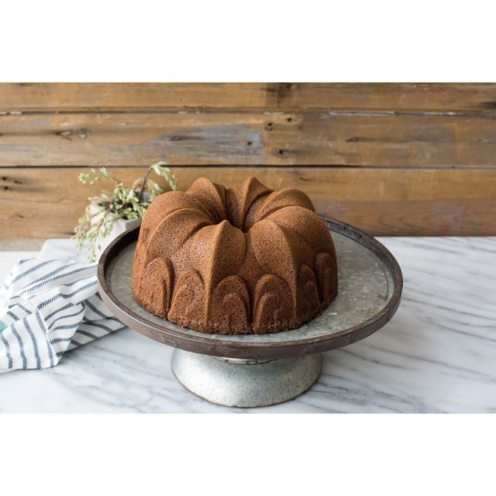 Forma do pieczenia Fleur De Lis Bundt Pan - Nordic Ware Forma do pieczenia Fleur De Lis Bundt Pan - Nordic Ware