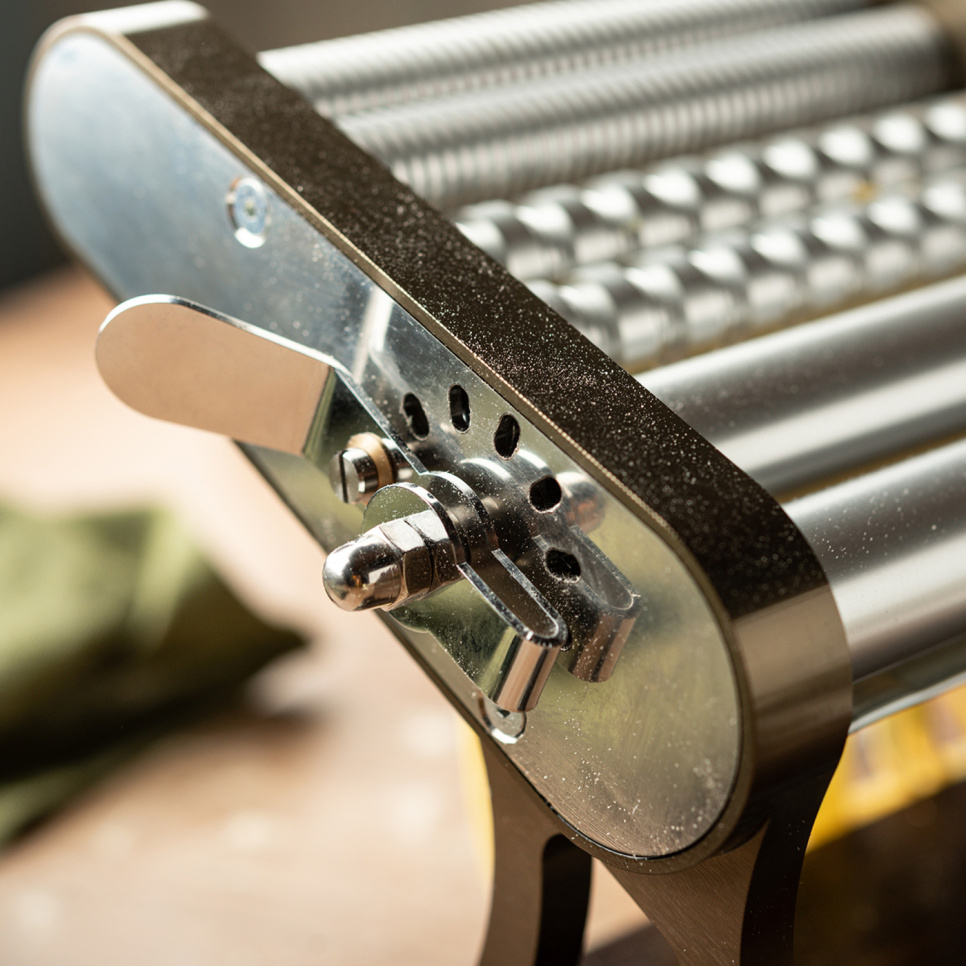 Ręcznie zbudowana maszyna do makaronu, szampan OTELLO 2022 - Marcato Ręcznie zbudowana maszyna do makaronu, szampan OTELLO 2022 - Marcato