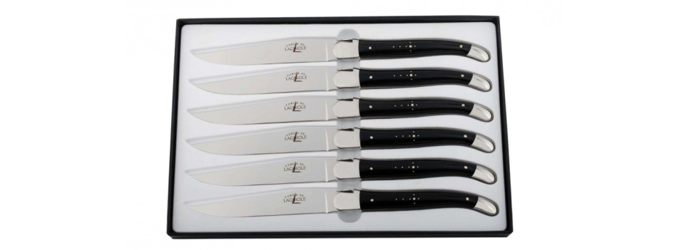 Zestaw 6 noży jadalnych z rączkami z czarnego rogu krowiego w grupie Nakrycie stołu / Sztućce / Noże w The Kitchen Lab (1446-17100)