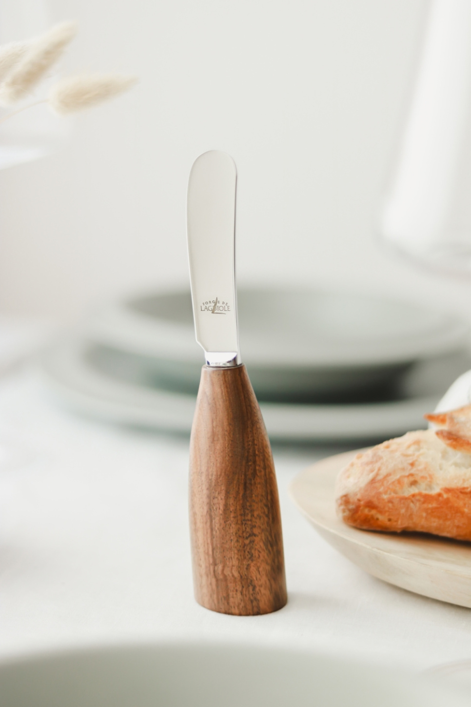 Nóż do masła z rękojeścią z orzecha włoskiego, Lou Bure - Forge de Laguiole