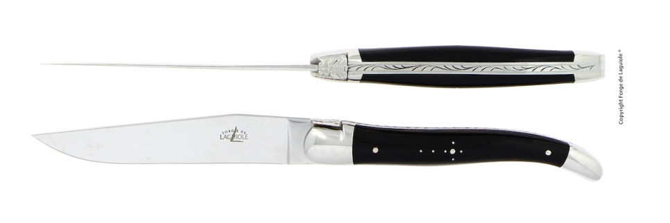 Dwa noże, rękojeść Dark Horn, polerowana, Tradition - Forge de Laguiole w grupie Nakrycie stołu / Sztućce / Noże w The Kitchen Lab (1446-32894)