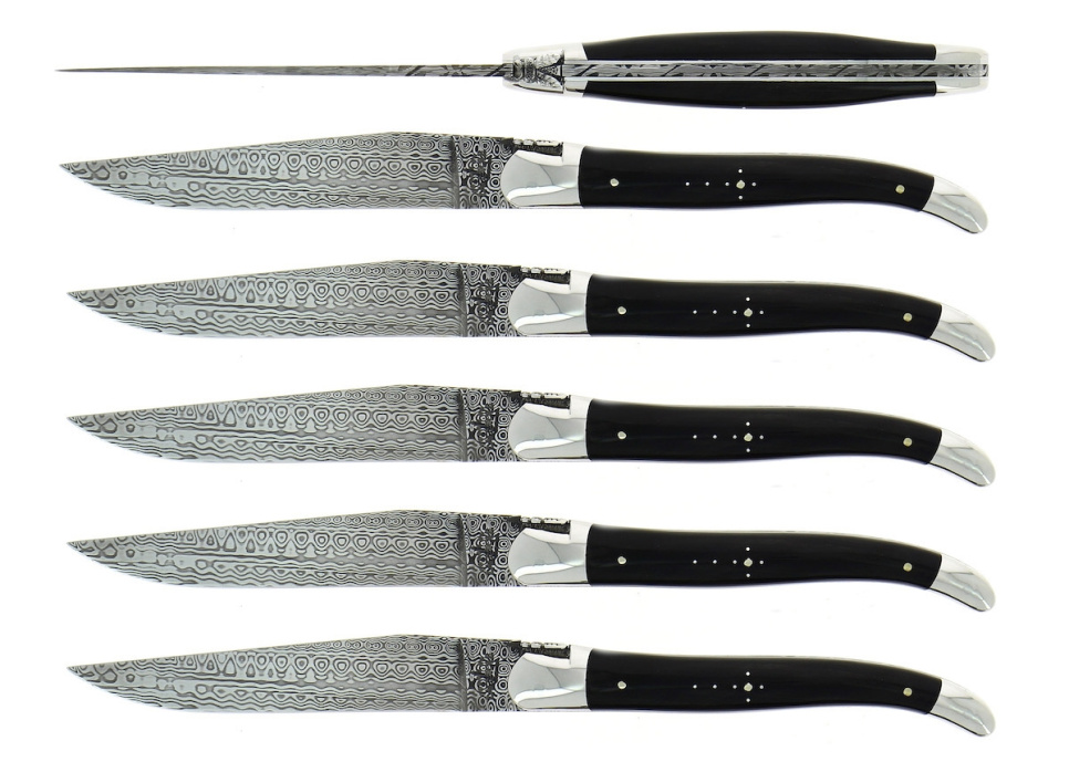 Sześć noży, rękojeści z ciemnego rogu, damascenizowane, kolekcja - Forge de Laguiole w grupie Nakrycie stołu / Sztućce / Noże w The Kitchen Lab (1446-32914)