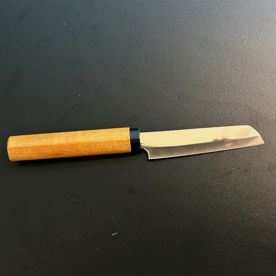 Nóż owocowy w drewnianych skrzyniach - Pro House Nóż owocowy w drewnianych skrzyniach - Pro House