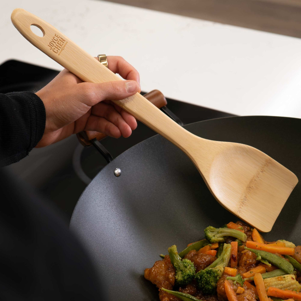 Szpatułka stir-fry z polerowanego bambusa, 35 cm - Joyce Chen