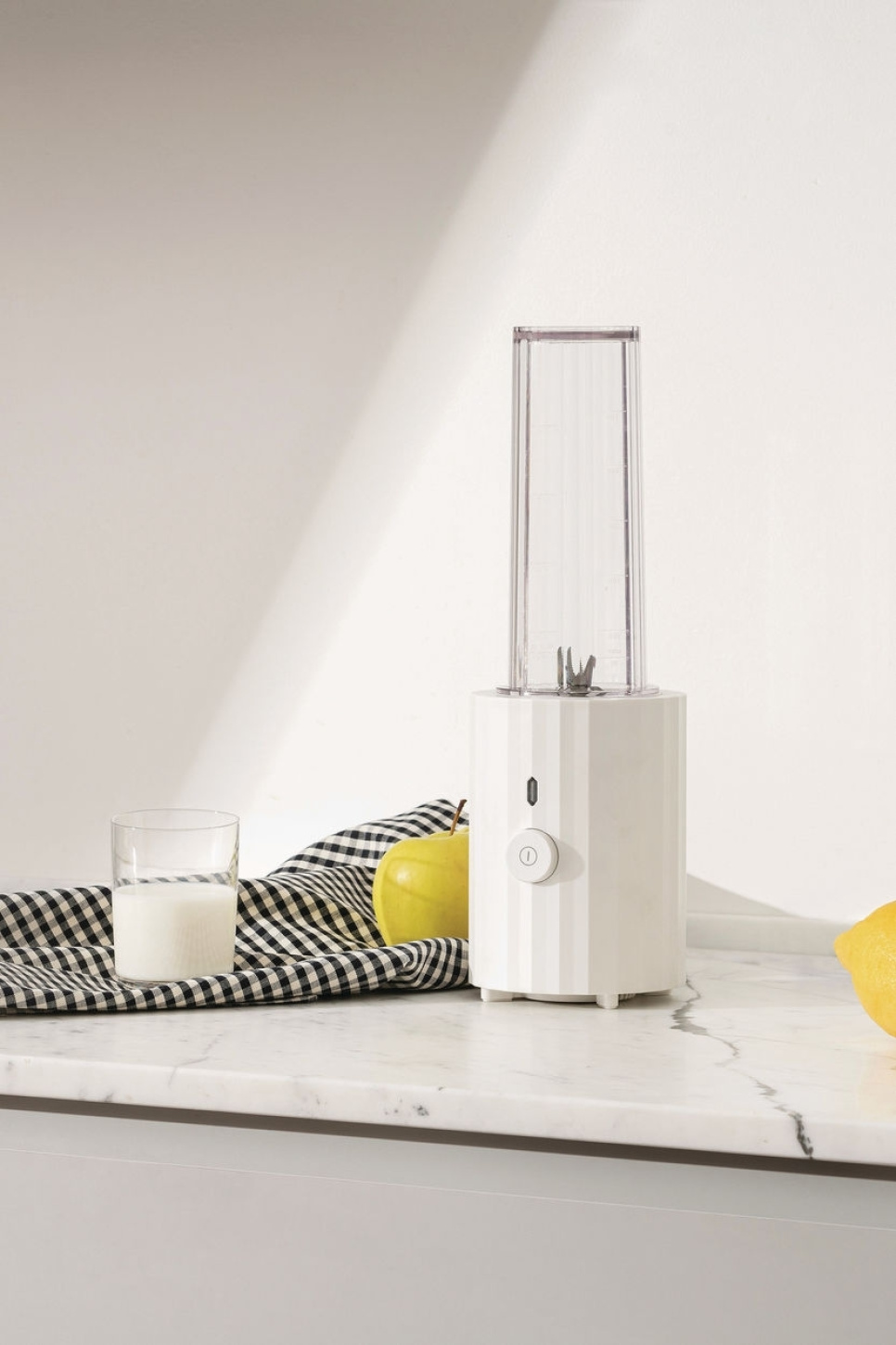 Blender osobisty / mini mikser, plisowany, biały - Alessi