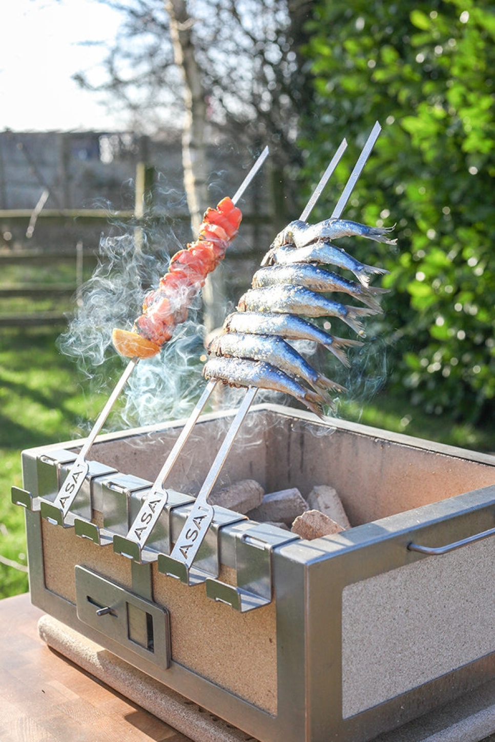 Szaszłyki do grilla EPTO z uchwytami, opakowanie 6 sztuk - Kasai Szaszłyki do grilla EPTO z uchwytami, opakowanie 6 sztuk - Kasai