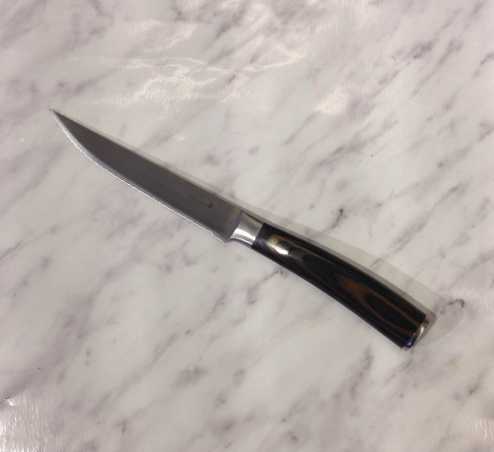 Nóż do mięsa/nóż do steków 11,5 cm - Déglon w grupie Gotowanie / Noże kuchenne / Noże użytkowe w The Kitchen Lab (1525-14235)