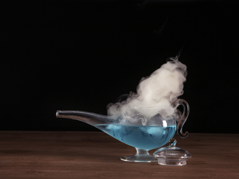 Kieliszki koktajlowe, lampa Aladyna - 100% Chef Kieliszki koktajlowe, lampa Aladyna - 100% Chef