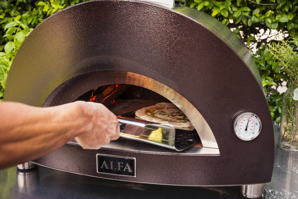 Piec do pizzy Nano, opalany drewnem, w kolorze miedzianym - Alfa Forni