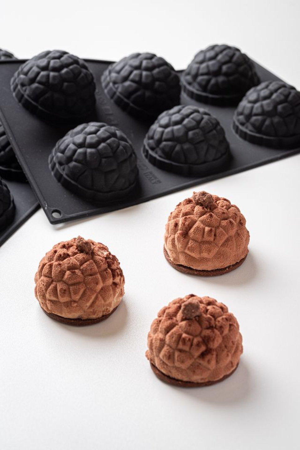 Forma silikonowa, czarna, Mimosa, 30SIL524 - Martellato Forma silikonowa, czarna, Mimosa, 30SIL524 - Martellato