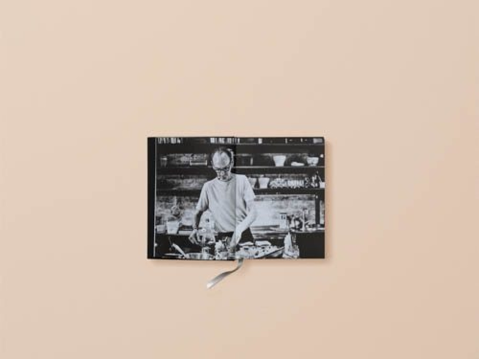 Historie i przepisy: Asian excursions with inexplicable detours, Deluxe box - Erik Videgård Historie i przepisy: Asian excursions with inexplicable detours, Deluxe box - Erik Videgård