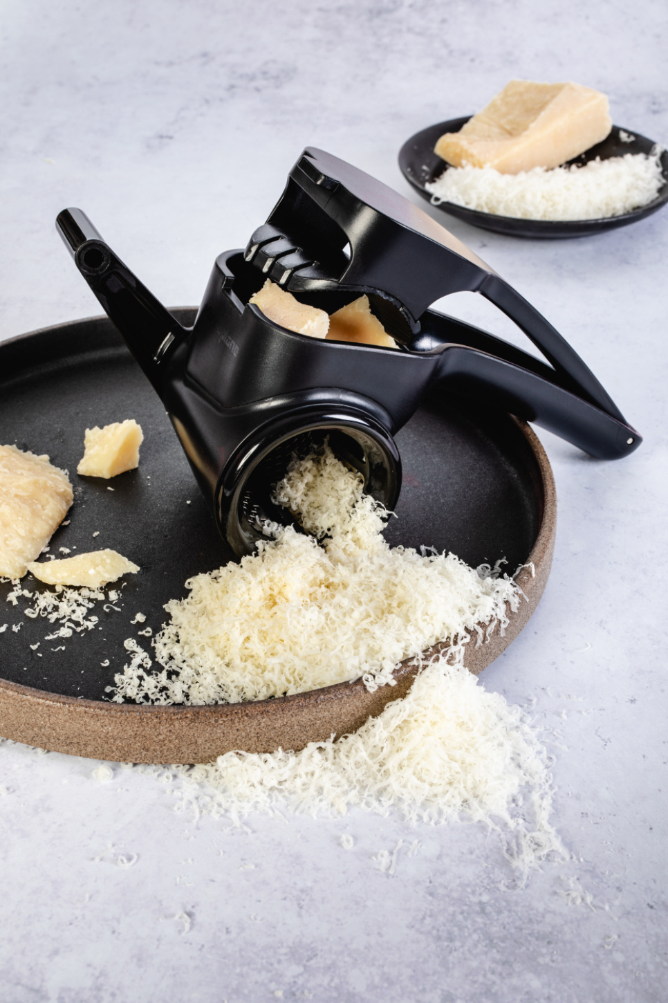 Obrotowa tarka do sera, tarka do parmezanu - Microplane Obrotowa tarka do sera, tarka do parmezanu - Microplane