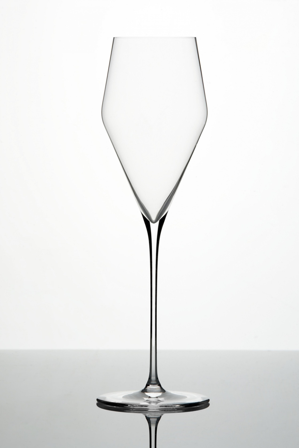 Kieliszek do wina, szampana, Denk Art - Zalto w grupie Bar i wino / Kieliszki do wina / Kieliszki do szampana w The Kitchen Lab (2142-28046)