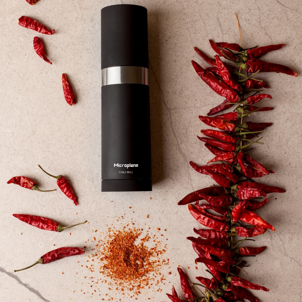 Młynek do chili - Microplane Młynek do chili - Microplane