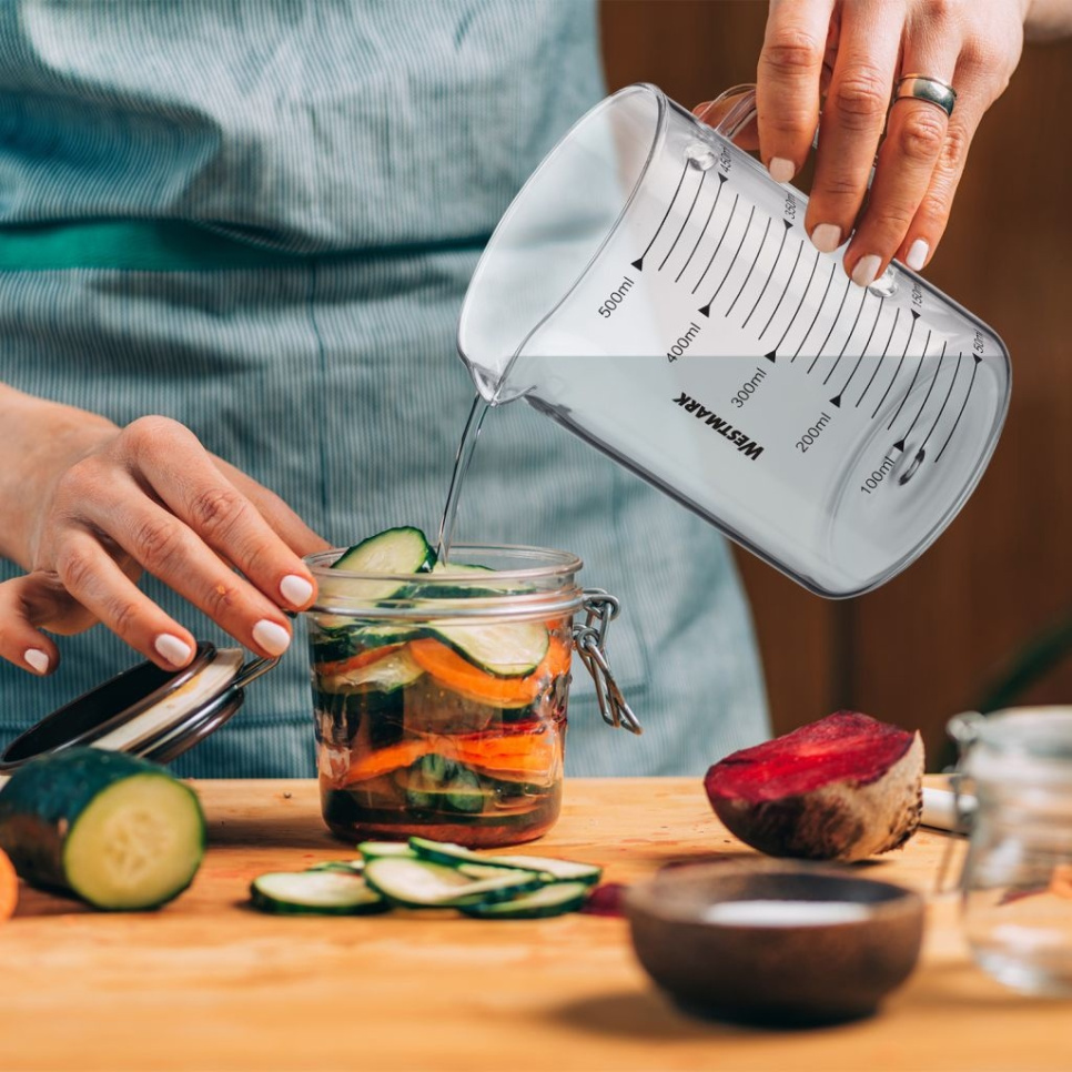 Szklany dzbanek z miarką, 0,5 l - Westmark Szklany dzbanek z miarką, 0,5 l - Westmark