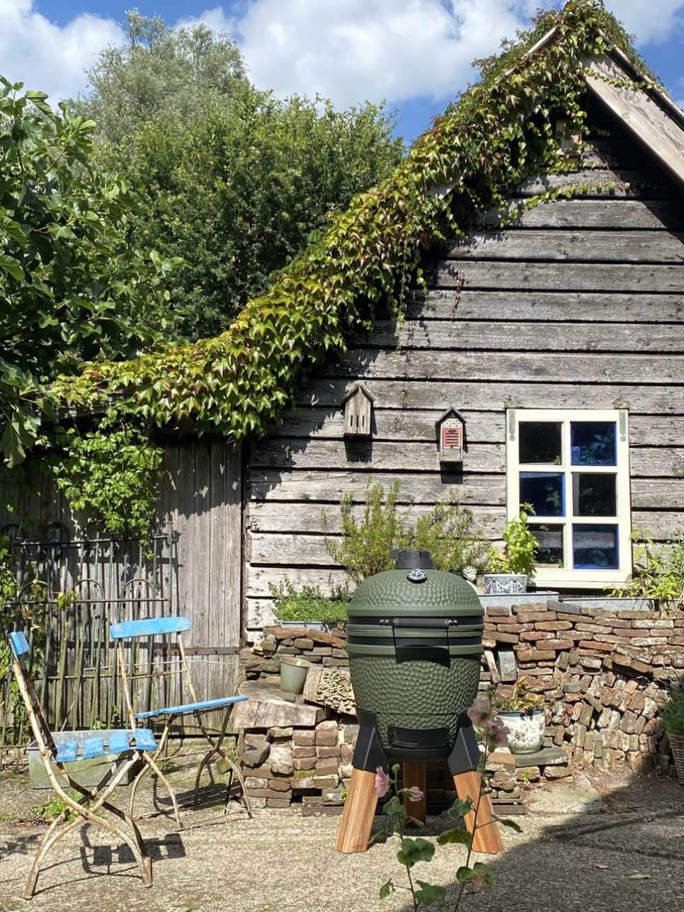 Grill Camado ze wspornikiem i drewnianymi nogami - Moddern Grill Camado ze wspornikiem i drewnianymi nogami - Moddern