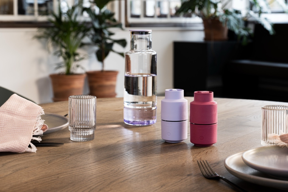 Młynek do pieprzu Billund, 12 cm - Crushgrind - Beetroot