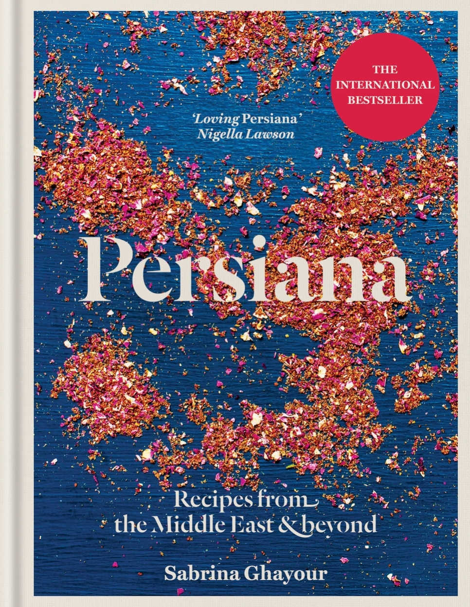 Persiana - Sabrina Ghayour w grupie Gotowanie / Książki kucharskie / Kuchnie narodowe i regionalne / Bliski Wschód w The Kitchen Lab (2304-36034)