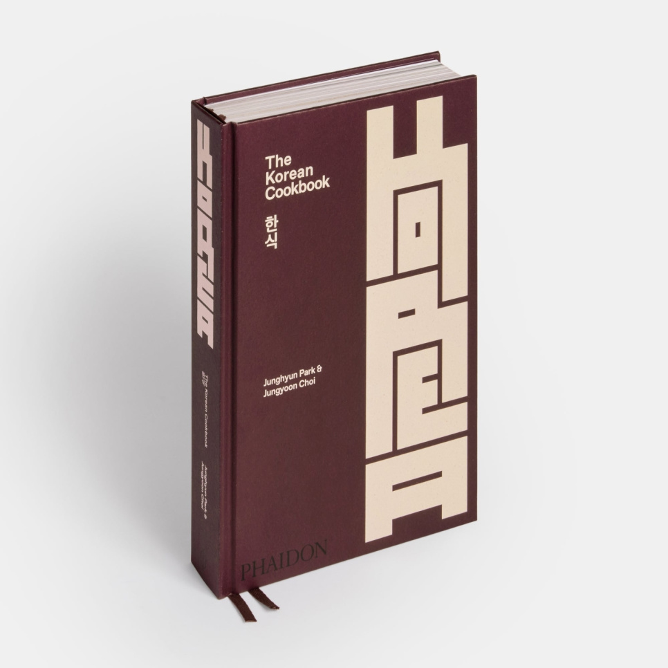The Korean Cookbook - Junghyun Park, Jungyoon Choi w grupie Gotowanie / Książki kucharskie / Kuchnie & Kultury / Korea w The Kitchen Lab (2304-36137)